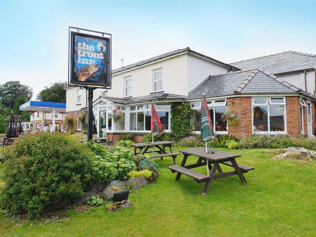 The Trout Inn Beulah Εξωτερικό φωτογραφία