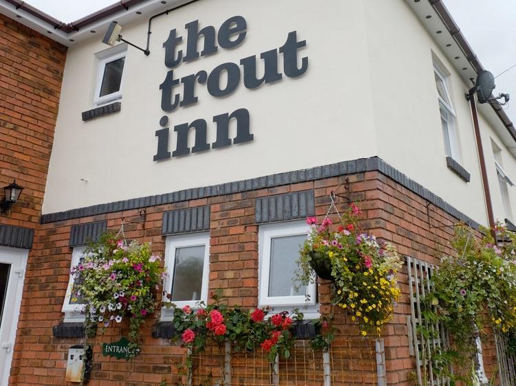 The Trout Inn Beulah Εξωτερικό φωτογραφία